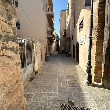 Casa Di Sarpaki